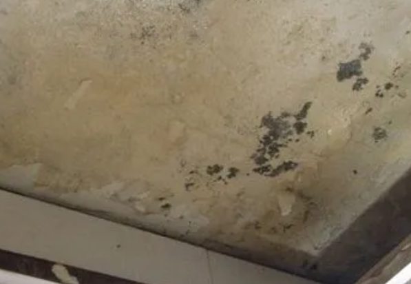 克拉玛依阳台漏水维修公司分享下克拉玛依卫生间渗水维修需要注意哪些问题。